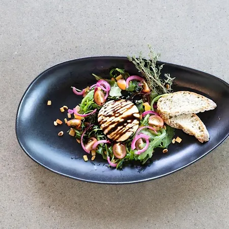 Basecamp 3* Dortmund