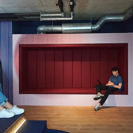 Basecamp 호텔 3*