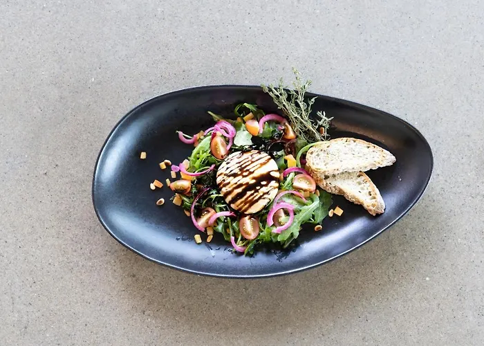 Basecamp 3* Dortmund